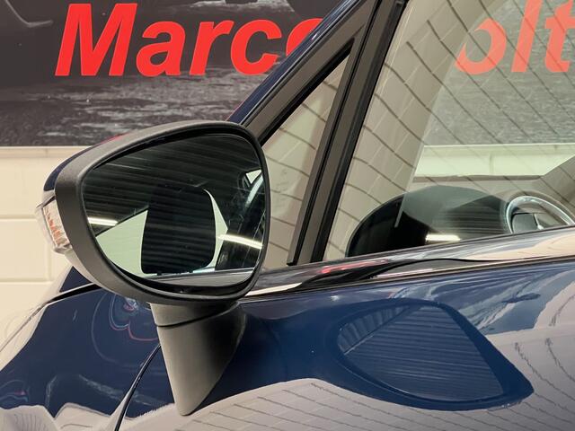 Ford FIESTA 1.0 EcoBoost Titanium 5 Deurs 125 PK / Airco / 16" LM Velgen / LED Verlichting / Multi Media Voorb / NIEUWSTAAT!