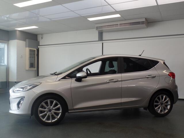 Ford FIESTA 1.0 EcoBoost Titanium 5drs, Dealer onderhouden, Clima controle, Cruise controle, Navigatie, Elek ramen, Led verlichting, Lm velgen 16'', Uniek 49.000km, Nederlandse auto!! Bovag afleverpakket 695,-