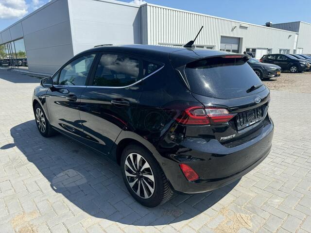 Ford FIESTA 1.0 EcoBoost Hybrid Titanium | Winter Pack | Navigatie | Camera