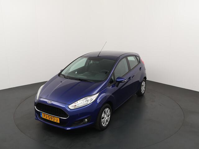 Ford FIESTA 80PK Style Ultimate | Allseason banden | Voorruitverwarming | Park. Sens V+A | Cruise | Airco