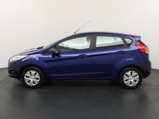 Ford FIESTA 80PK Style Ultimate | Allseason banden | Voorruitverwarming | Park. Sens V+A | Cruise | Airco