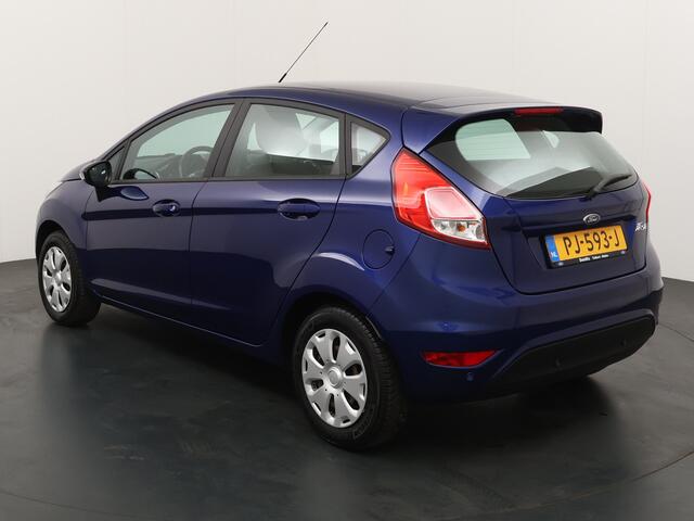 Ford FIESTA 80PK Style Ultimate | Allseason banden | Voorruitverwarming | Park. Sens V+A | Cruise | Airco