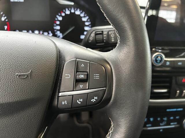 Ford FIESTA EcoBoost 100pk Titanium | Verwarmde voorruit | Camera | Navi | Cruise | Clima | Apple Carplay
