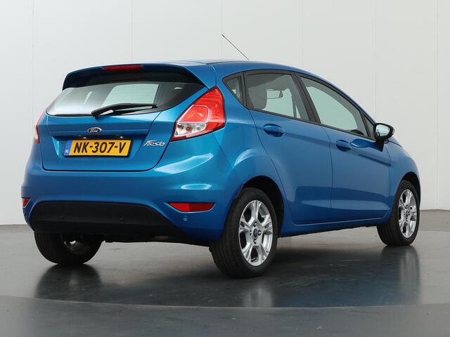 Ford FIESTA 1.0 Style Ultimate | Navigatie | Cruise Control | Airco | Parkeersensor | Lichtmetalen Velgen |