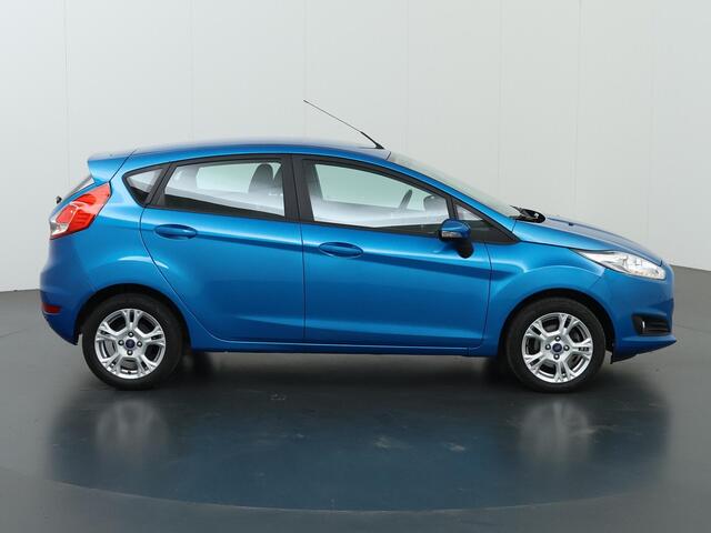 Ford FIESTA 1.0 Style Ultimate | Navigatie | Cruise Control | Airco | Parkeersensor | Lichtmetalen Velgen |