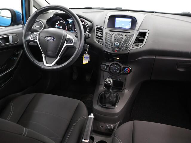 Ford FIESTA 1.0 Style Ultimate | Navigatie | Cruise Control | Airco | Parkeersensor | Lichtmetalen Velgen |
