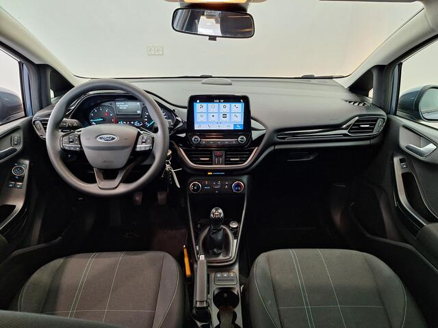 Ford FIESTA 1.1 Trend | Navigatie | Airco | Cruise Control | Lichtmetalen velgen 16" | Parkeersensoren achter | Apple Carplay/Android Auto | 1e eigenaar!