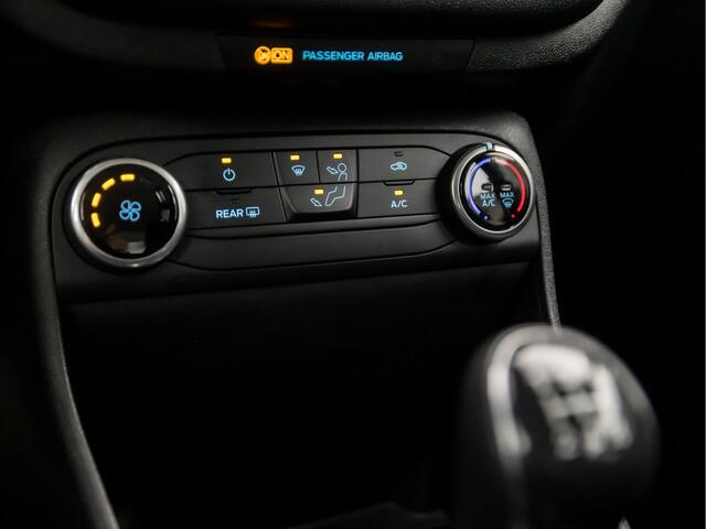 Ford FIESTA 1.1 Sport (APPLE CARPLAY, GROOT NAVI, GETINT GLAS, PARKEERSENSOREN, SPORTSTOELEN, CRUISE, LANE ASSIST, DAB+, NIEUWSTAAT)