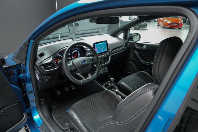 Ford FIESTA 1.5 200pk PERFORMANCE PACK |full options|performance pakket|launch control|panoramadak|Maxton|B&O|winterpakket|camera|