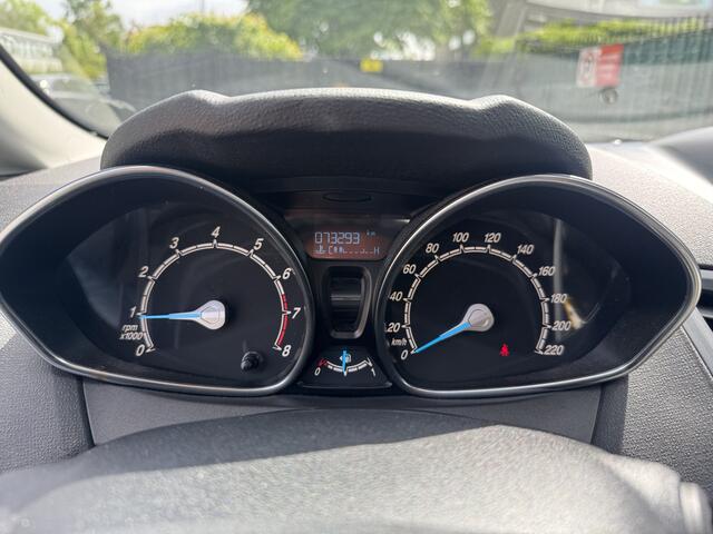 Ford FIESTA 1.0 Style 5 Drs Airco/Cruise/Navigatie