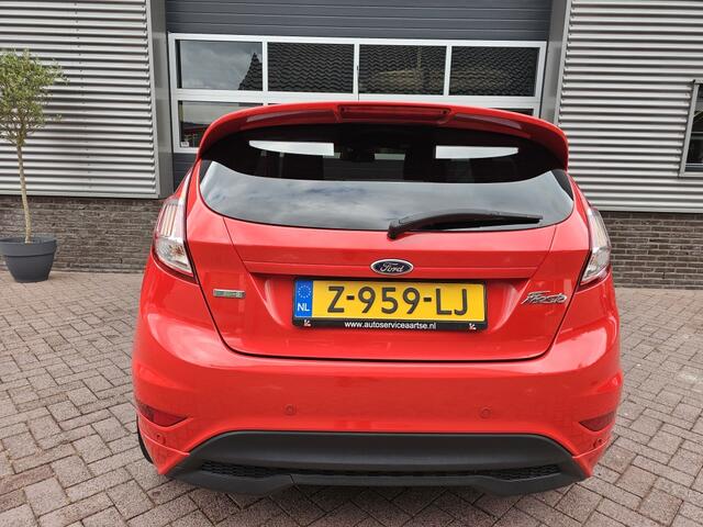 Ford FIESTA 1.0 EcoB. Black Edit