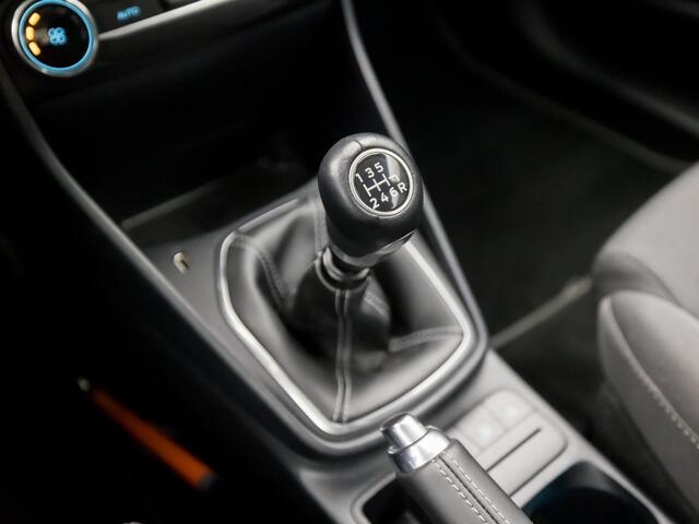 Ford FIESTA 1.0 EcoBoost Titanium (APPLE CARPLAY, CLIMATE, LANE ASSIST, SPORTSTOELEN, PARKEERSENSOREN, LED KOPLAMPEN, CRUISE, NIEUWSTAAT)