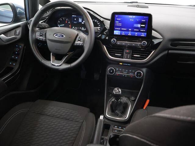 Ford FIESTA 1.0 EcoBoost Hybrid Titanium | Navigatie | Parkeercamera | Winterpakket | Climate Control |