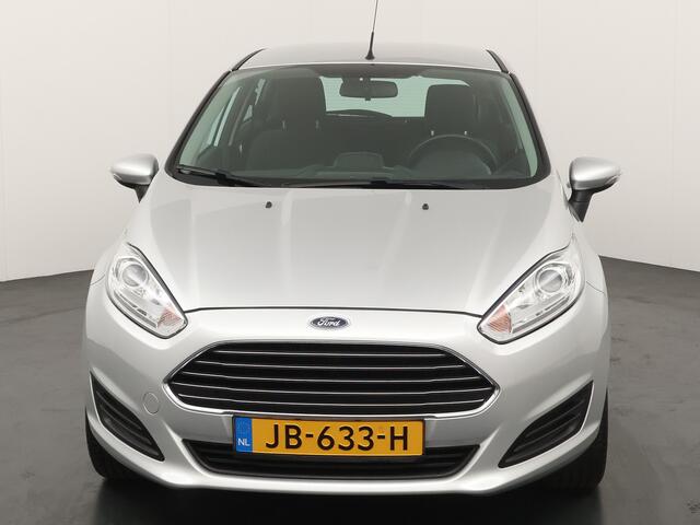 Ford FIESTA 1.0 Duratec 80 pk Style | Navi | Cruise | Bluetooth | Dealer onderhouden | LED dagrijverl.