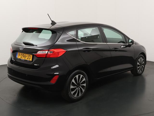 Ford FIESTA EcoBoost 125PK Hybrid Titanium | Nw Model | Climate | Parkeersensoren | Cruise I Navi | LED