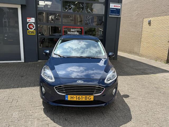 Ford FIESTA 1.0 EcoBoost Titanium / Airco/ Navigatie/ Cruise/ Apple carplay/ PDC/ LED/ LMV
