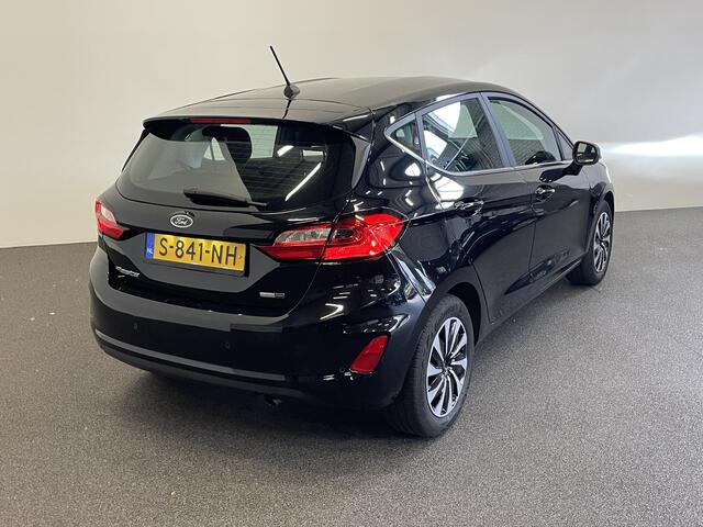 Ford FIESTA 1.0 EcoBoost Hybrid Titanium Climate control Navigatie Cruise control LED Apple Carplay/ Android Auto Achteruitrij camera Parkeersensor voor