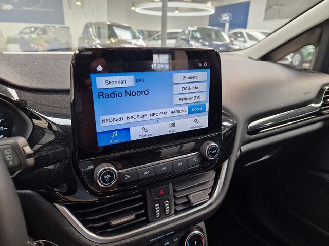 Ford FIESTA EcoBoost Hybrid 125 pk Titanium I Nw Model | Climate | Parkeersensoren | Cruise I Apple Carplay | LED