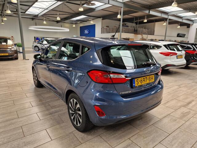 Ford FIESTA EcoBoost Hybrid 125 pk Titanium | Parkeersensoren | All-season banden | Apple carplay |
