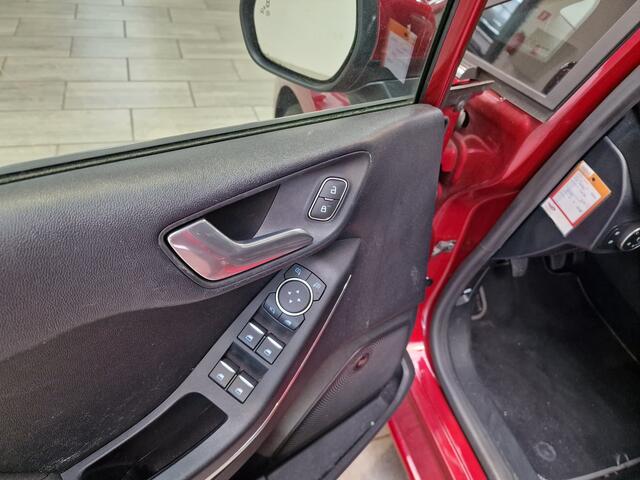 Ford FIESTA EcoBoost Hybrid 125 pk Titanium X | Pano | Winter Pack | Camera | Adapt. cruise | full LED | B&O | 100% dealer onderh.