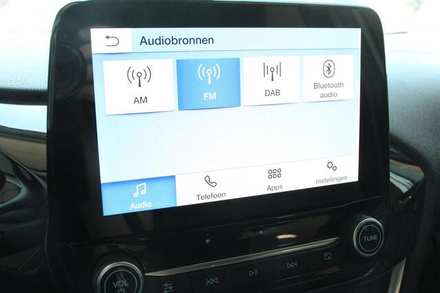 Ford FIESTA 1.0 EcoBoost 125pk Titanium | Navigatie | Apple Carplay/Android Auto | Parkeersensor achter | Cruise Control | Stoel-en stuurverwarming | Verwarmde voorruit | Climate Control