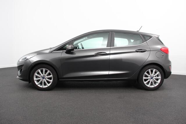 Ford FIESTA 1.0 EcoBoost 125pk Titanium | Navigatie | Apple Carplay/Android Auto | Parkeersensor achter | Cruise Control | Stoel-en stuurverwarming | Verwarmde voorruit | Climate Control