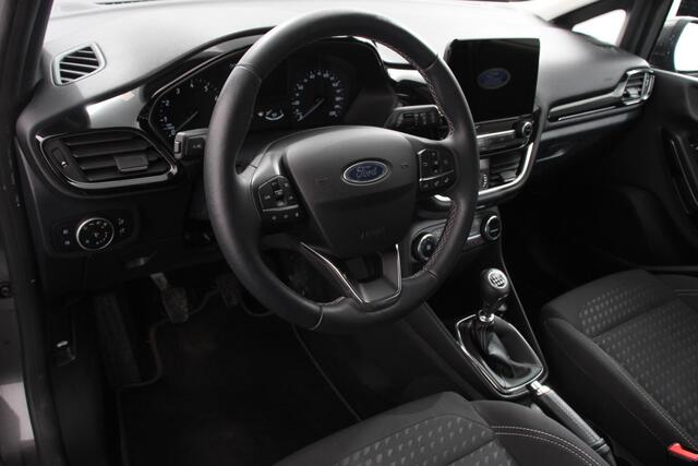 Ford FIESTA 1.0 EcoBoost 125pk Titanium | Navigatie | Apple Carplay/Android Auto | Parkeersensor achter | Cruise Control | Stoel-en stuurverwarming | Verwarmde voorruit | Climate Control