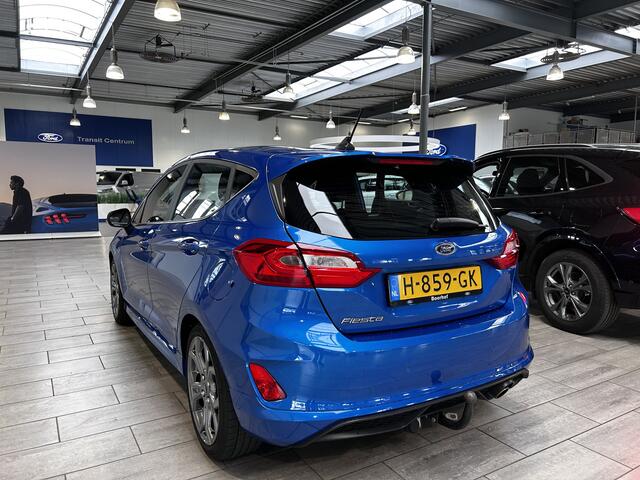 Ford FIESTA EcoBoost 95pk ST-Line | Trekhaak | Winterpack | Cruise | Grote spoiler | Led | Apple carplay |