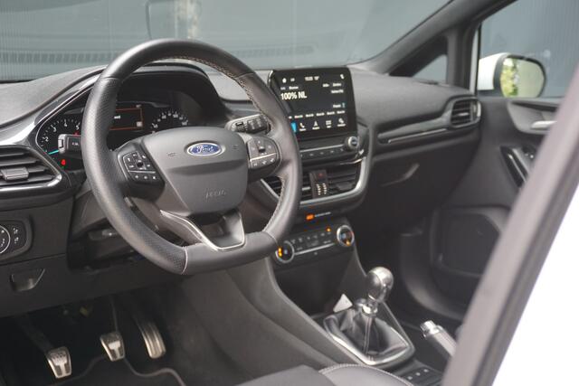 Ford FIESTA 1.0 EcoBoost ST-Line | Origineel NL | Panoramadak | ACC | 17'' LM | DAB | Navigatie | Airco |