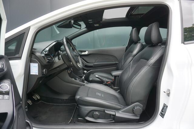 Ford FIESTA 1.0 EcoBoost ST-Line | Origineel NL | Panoramadak | ACC | 17'' LM | DAB | Navigatie | Airco |