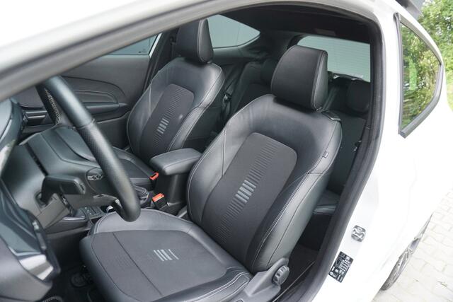 Ford FIESTA 1.0 EcoBoost ST-Line | Origineel NL | Panoramadak | ACC | 17'' LM | DAB | Navigatie | Airco |