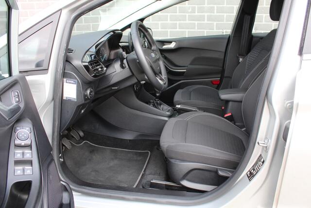 Ford FIESTA 1.0 EcoBoost Titanium / Carplay / Camera / N.A.P.