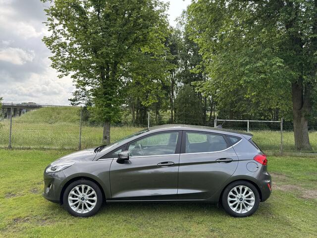 Ford FIESTA 1.0 EB 100PK Titanium X | ADAP. CRUISE | DEALER OND. | WINTERPACK | TREKHAAK |