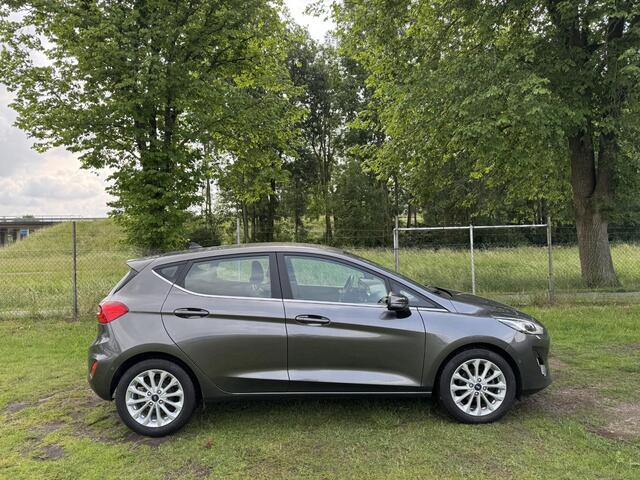 Ford FIESTA 1.0 EB 100PK Titanium X | ADAP. CRUISE | DEALER OND. | WINTERPACK | TREKHAAK |