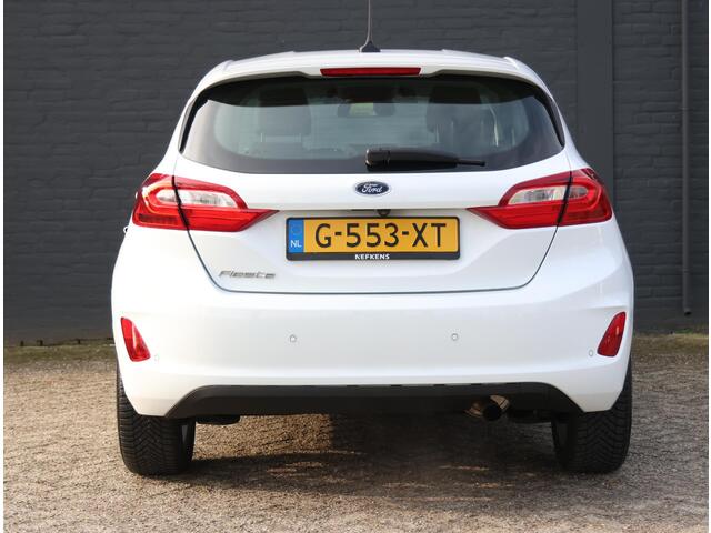 Ford FIESTA 101pk Titanium | Apple Carplay/Android Auto | Navigatie | Cruise Control | Climate Control | Keyless | 5 deurs | Armsteun |