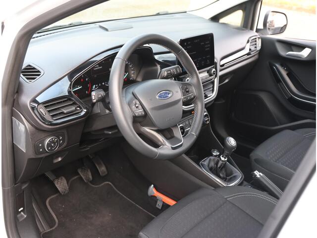 Ford FIESTA 101pk Titanium | Apple Carplay/Android Auto | Navigatie | Cruise Control | Climate Control | Keyless | 5 deurs | Armsteun |