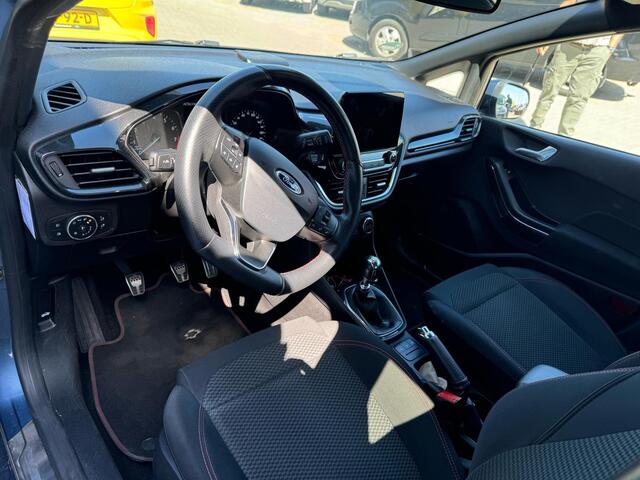 Ford FIESTA 1.0 EcoBoost ST-Line 125pk | SYNC 3 Navigatie | Trekhaak