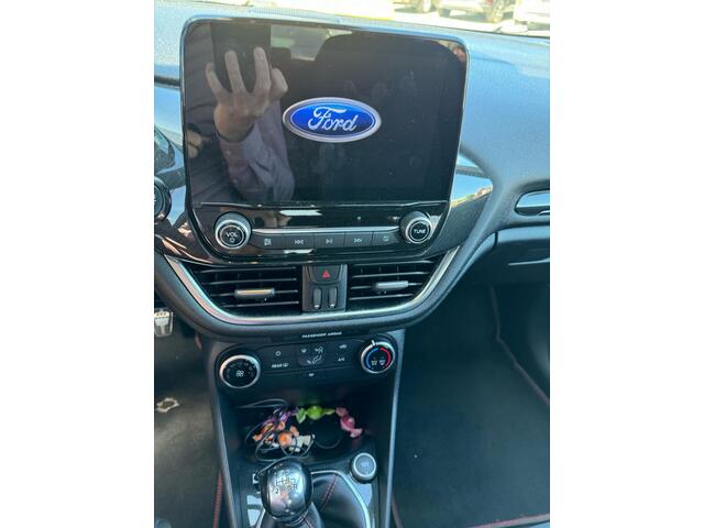 Ford FIESTA 1.0 EcoBoost ST-Line 125pk | SYNC 3 Navigatie | Trekhaak
