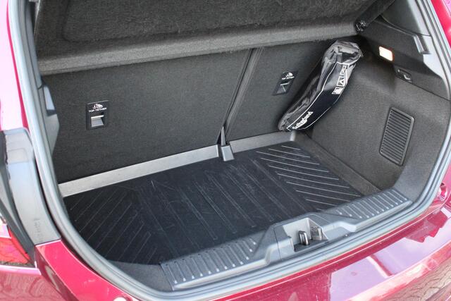 Ford FIESTA 1.0 EcoBoost Hybrid ST-Line X | Automaat | B&O Audio | Adaptive Cruise Control | Camera | Stoel + Stuurverwarming | Dealeronderhouden |