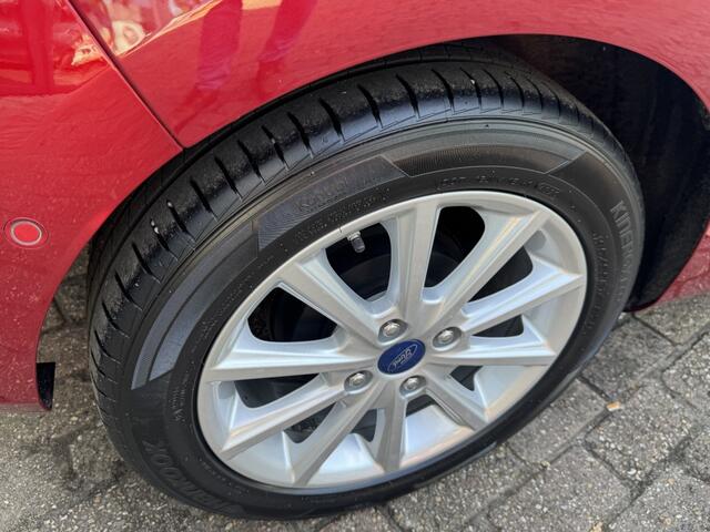 Ford FIESTA 1.0 EcoB. Titanium