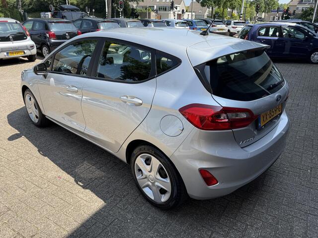 Ford FIESTA 1.1 Trend / Airco/ Navigatie/ Apple carplay/ PDC/ LED