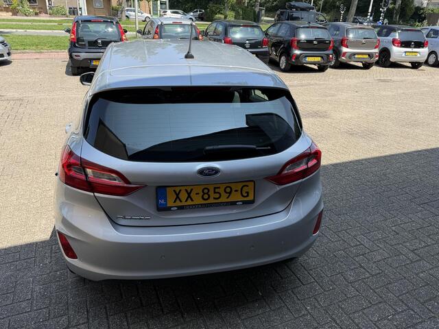 Ford FIESTA 1.1 Trend / Airco/ Navigatie/ Apple carplay/ PDC/ LED