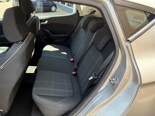 Ford FIESTA 1.1 Trend / Airco/ Navigatie/ Apple carplay/ PDC/ LED