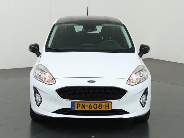 Ford FIESTA 1.1 Trend | Navigatie | Parkeersensoren | Airco |