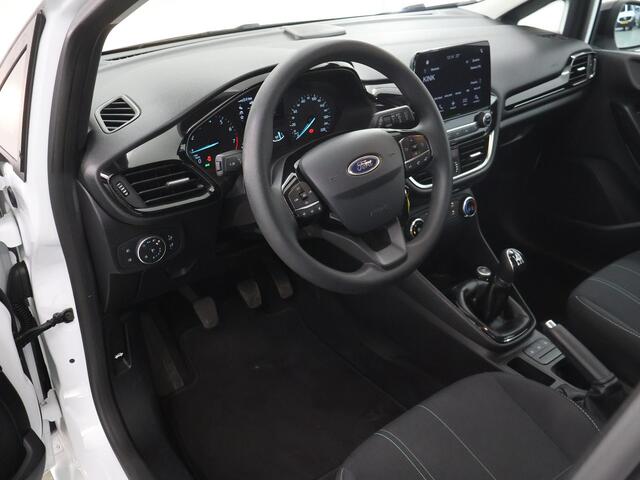 Ford FIESTA 1.1 Trend | Navigatie | Parkeersensoren | Airco |