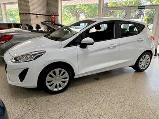 ford-fiesta-1.1-navigatie-airco-app