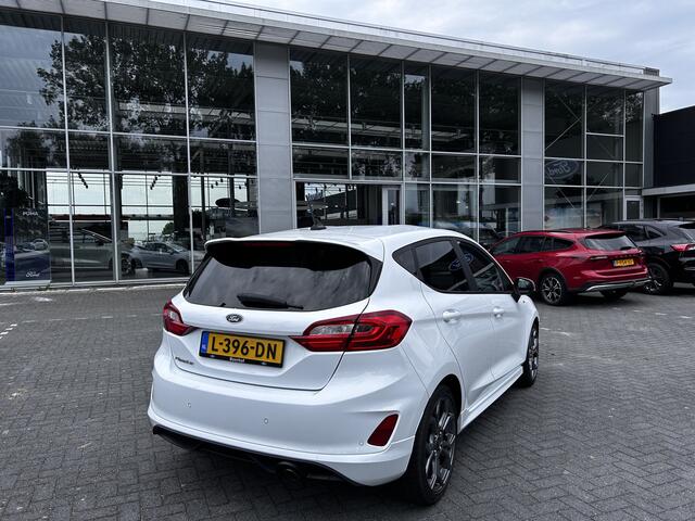 Ford FIESTA EcoBoost 95pk ST-Line | 100% onderhouden | All season | Winter Pack | Full Led | Grote Spoiler |