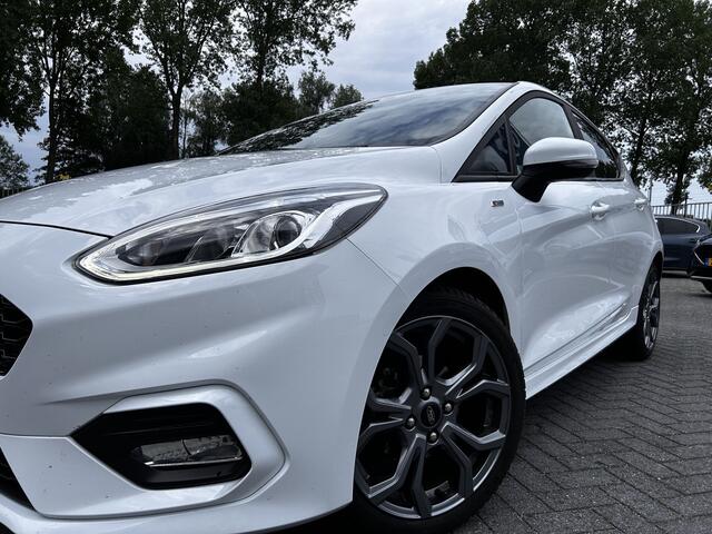 Ford FIESTA EcoBoost 95pk ST-Line | 100% onderhouden | All season | Winter Pack | Full Led | Grote Spoiler |