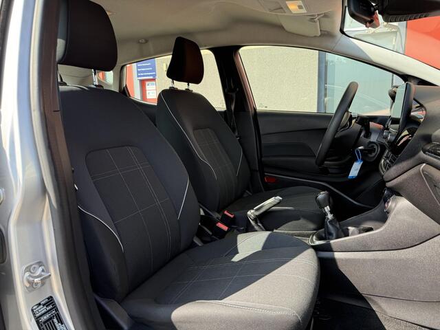 Ford FIESTA 1.0 EcoBoost Titanium,NAVI, Nieuwe Distributieriem