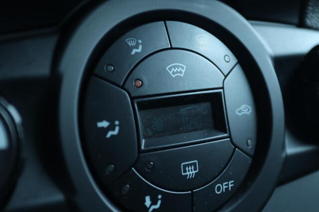 Ford FIESTA 1.0 ECOBOOST ST-LINE | CRUISE | CLIMATE | VOORRUITVERW. | PDC | NAVI | BLUETOOTH